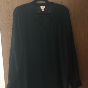 Black lace/sheer top